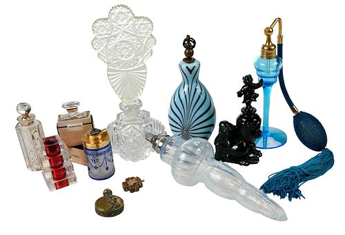 11 VARIOUS GLASS, ACRYLIC AND