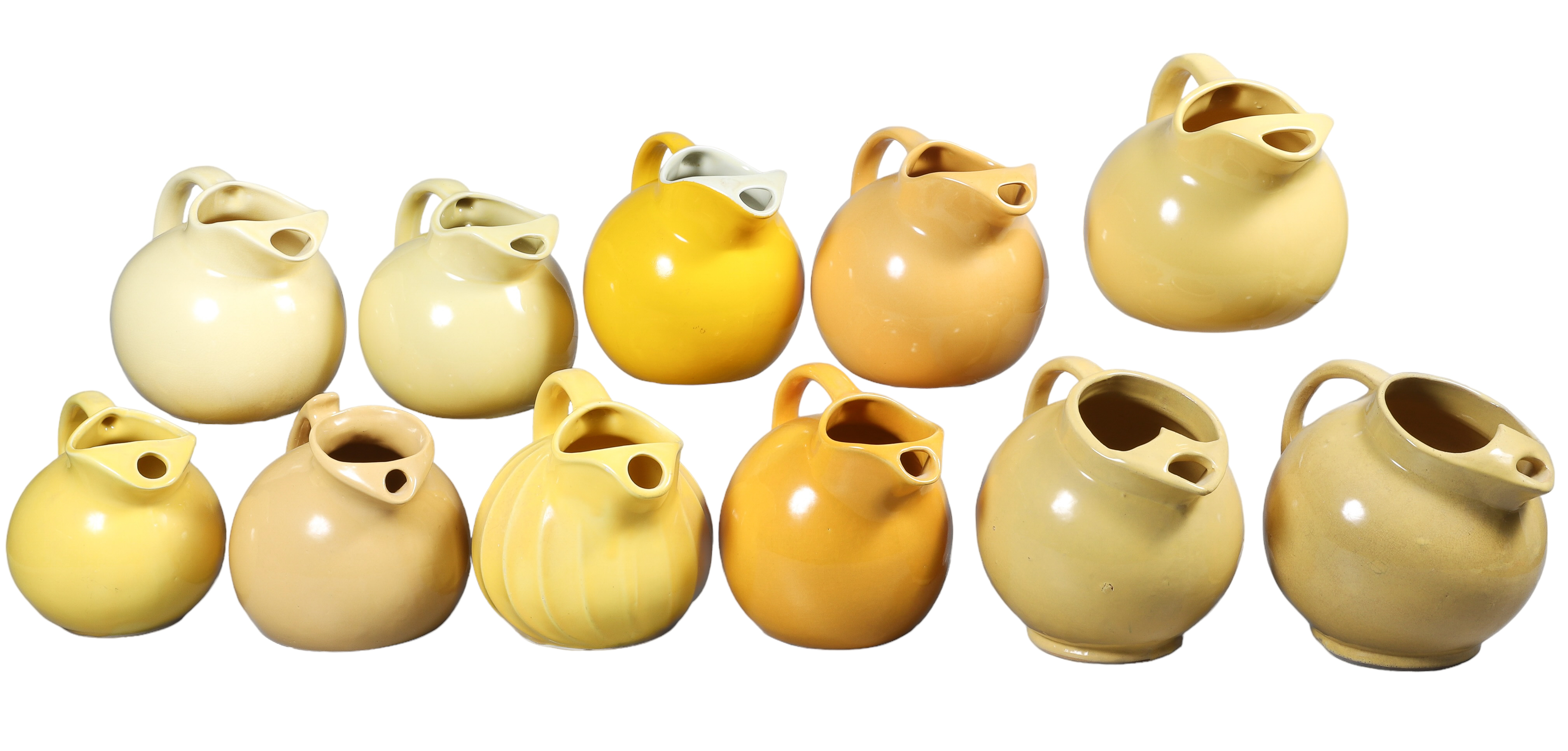 (11) Yellow pottery ball
