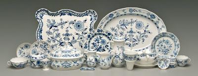 110 pieces Meissen china: Blue