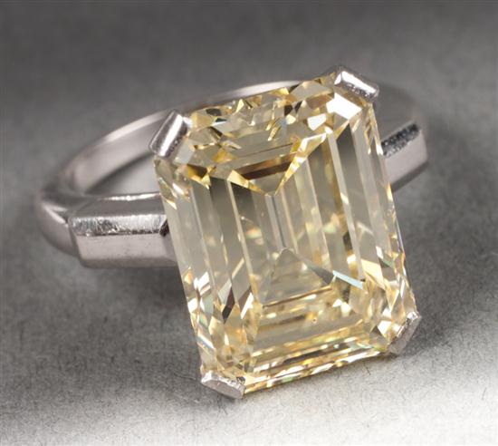 11.14 cts. emerald-cut fancy