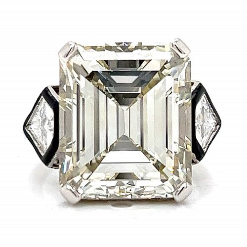 11.33 CT. EMERALD CUT DIAMOND