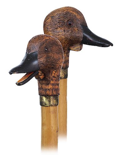 114. AUTOMATED DUCK HEAD CANE