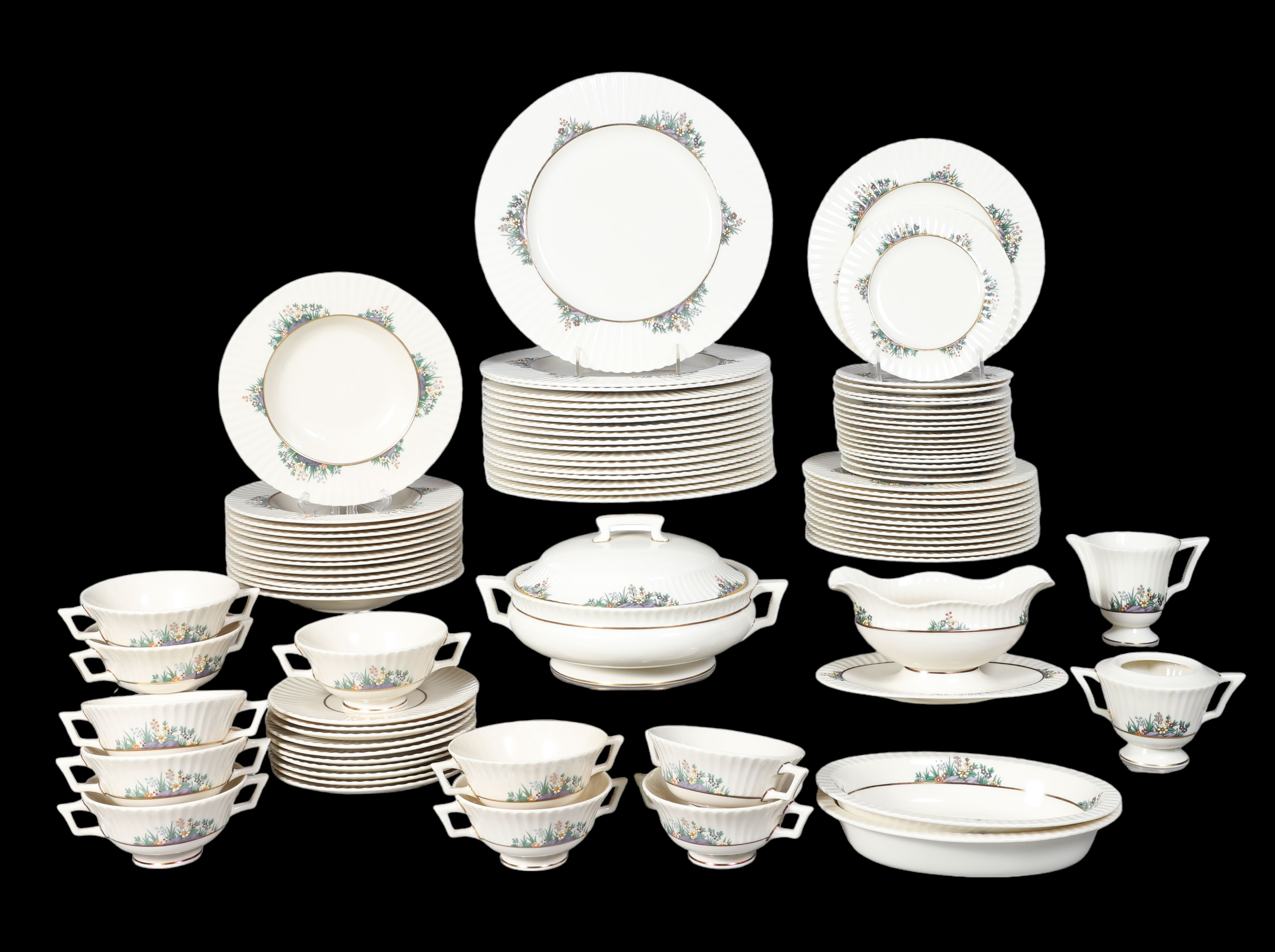 (114) Pcs Lenox Rutledge dinnerware