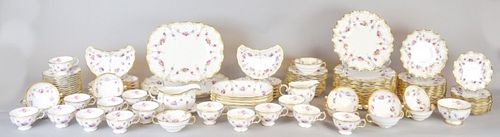 118 PIECES ROYAL CROWN DERBY