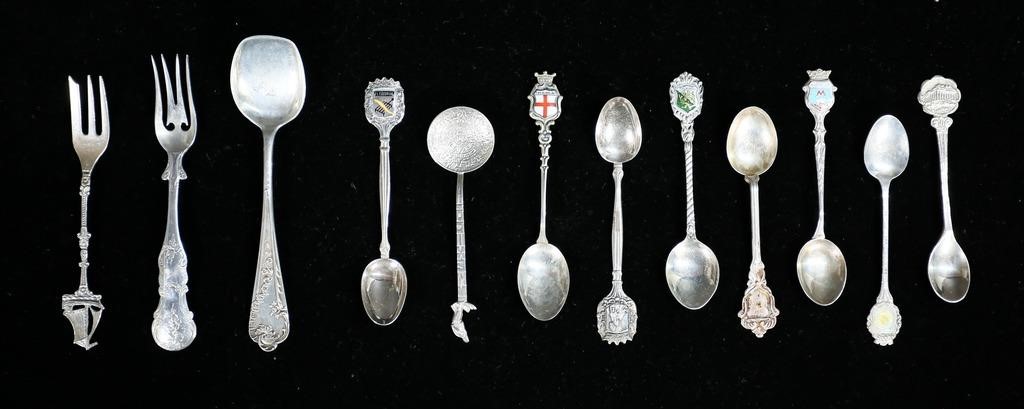 12 800 SILVER SPOONS & FORKS8 800