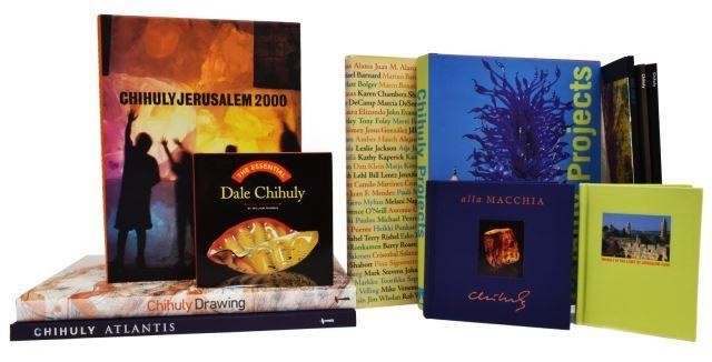 (12) DALE CHIHULY ART GLASS