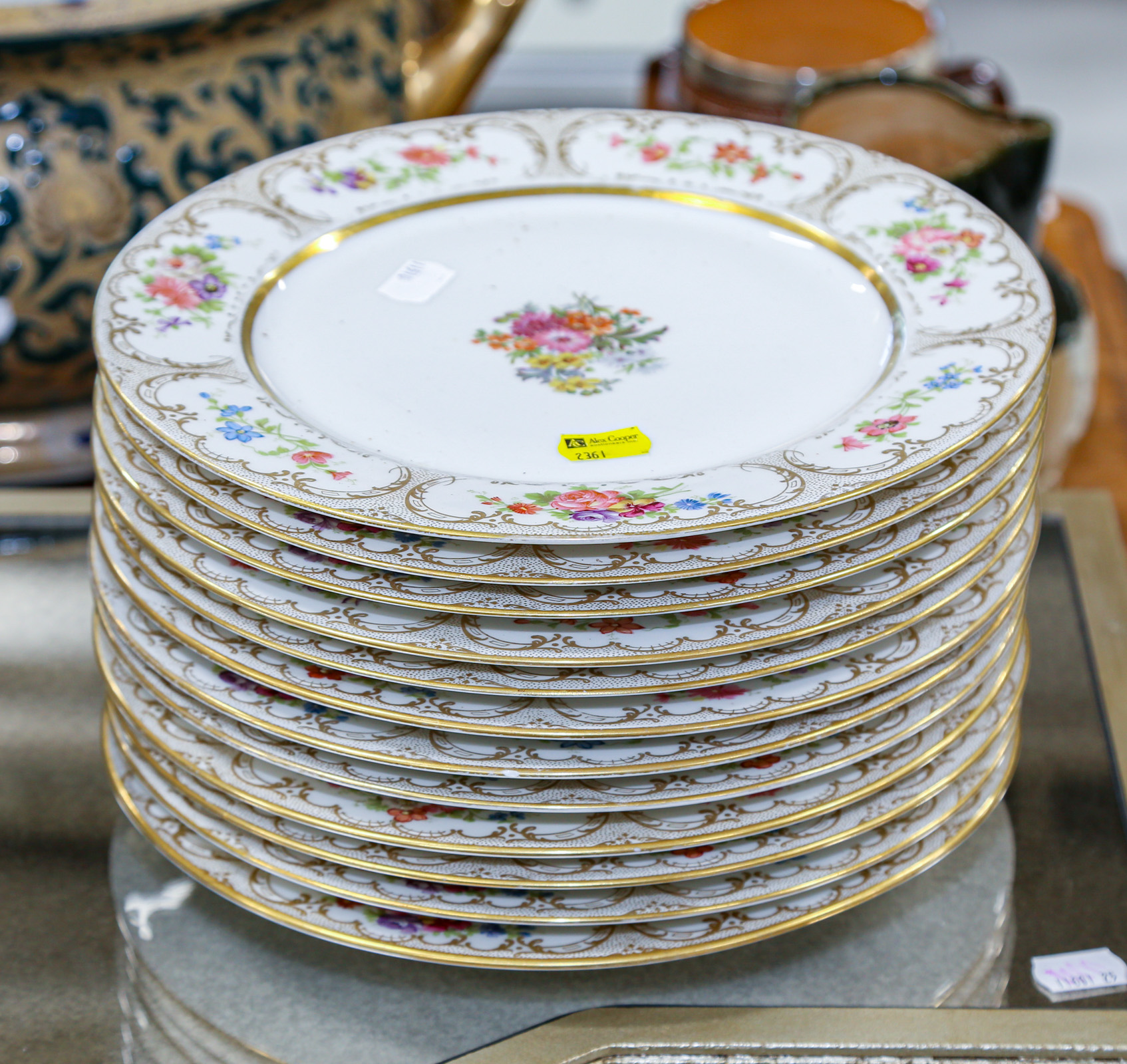 12 GUERIN LIMOGES DINNER PLATES