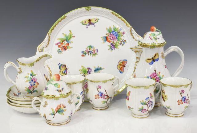 12) HEREND 'QUEEN VICTORIA'