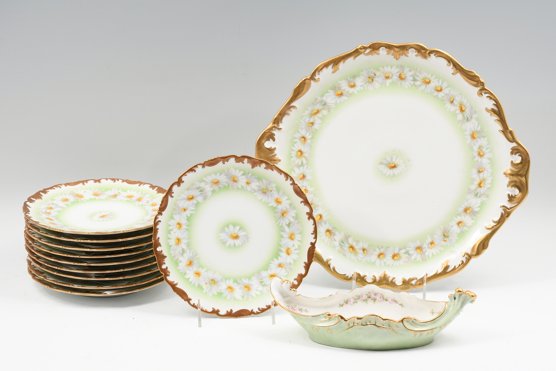 12 PC LIMOGES SERVING SET: T & V