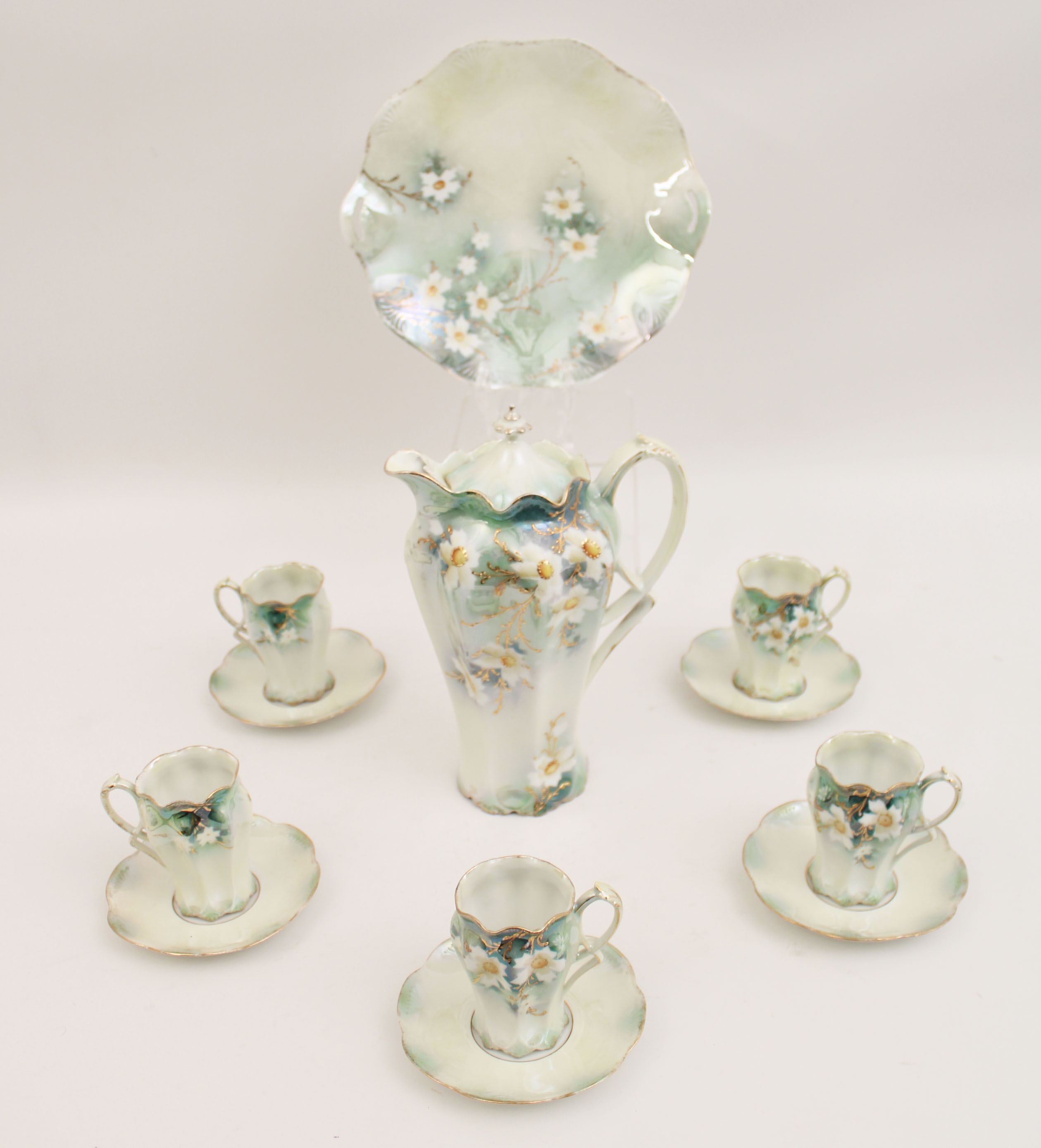 12 PC. RS PRUSSIA DAISY CHOCOLATE