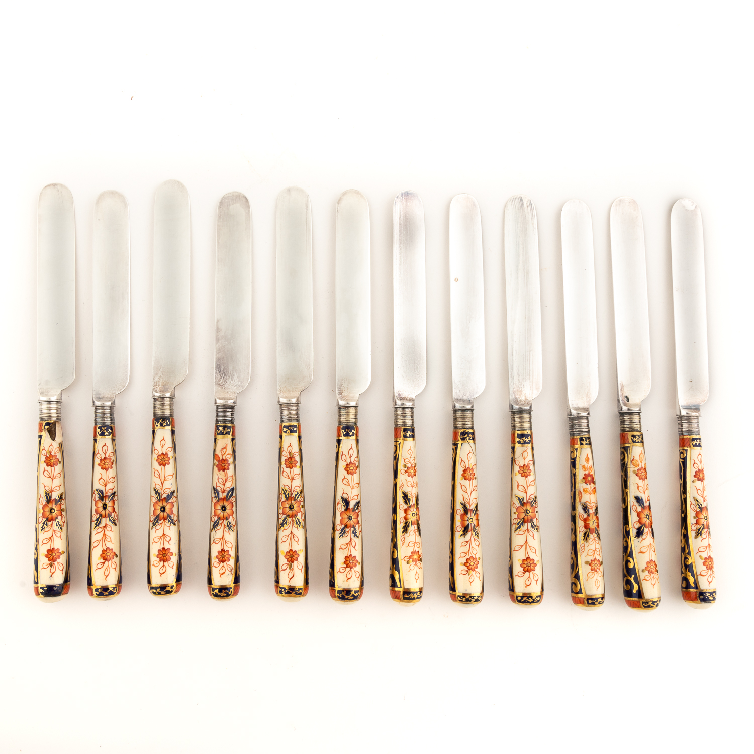 12 PCS, IMARI PATTERN HANDLED