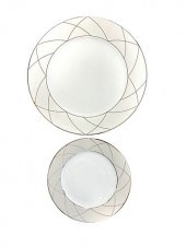 12 PORCELAIN EUROPEAN COLLECTI