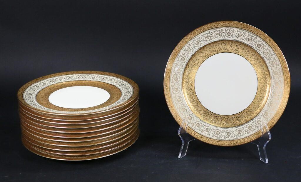 12 ROSENTHAL DINNER PLATESSet of 12