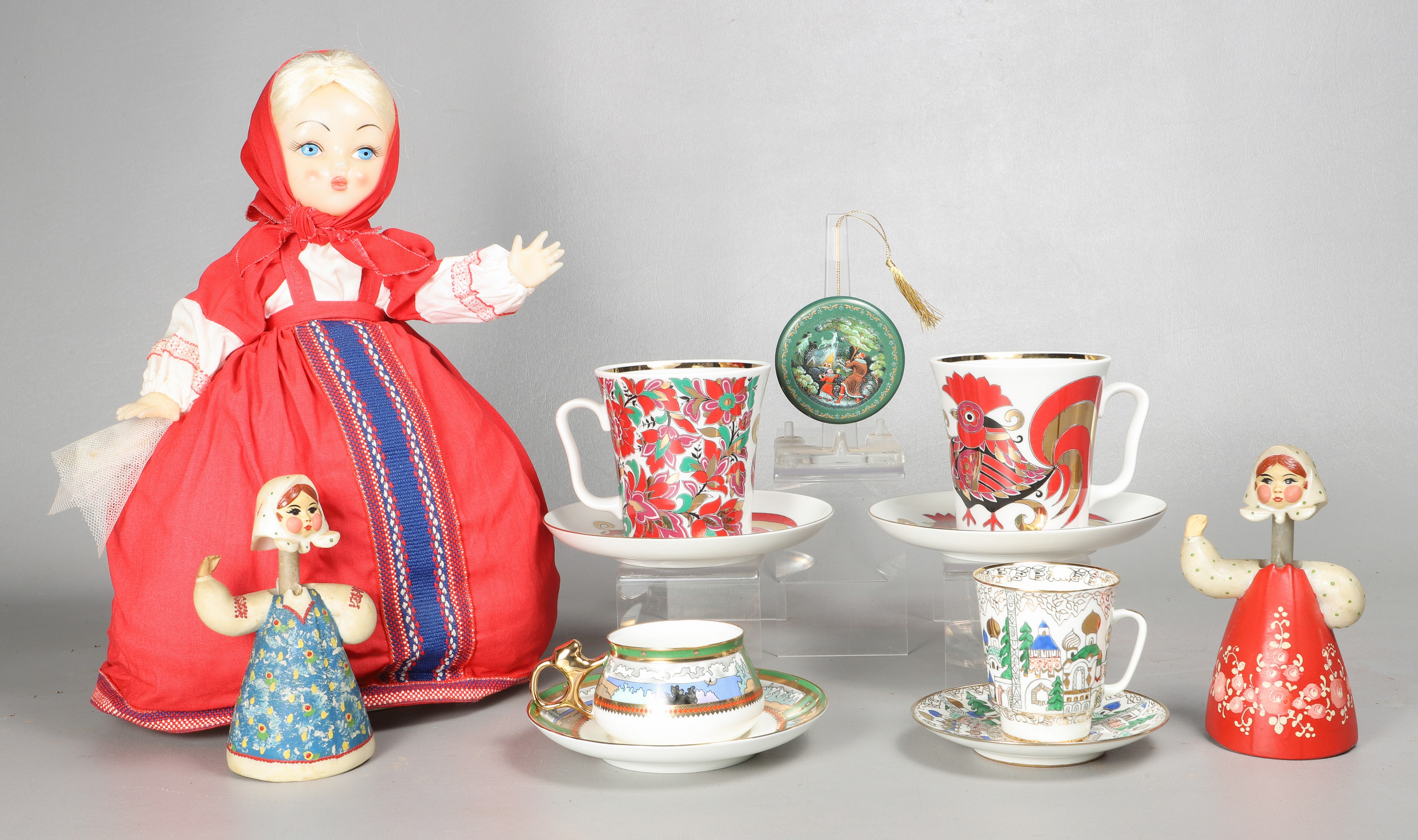 (12) Russian items, c/o fabric &