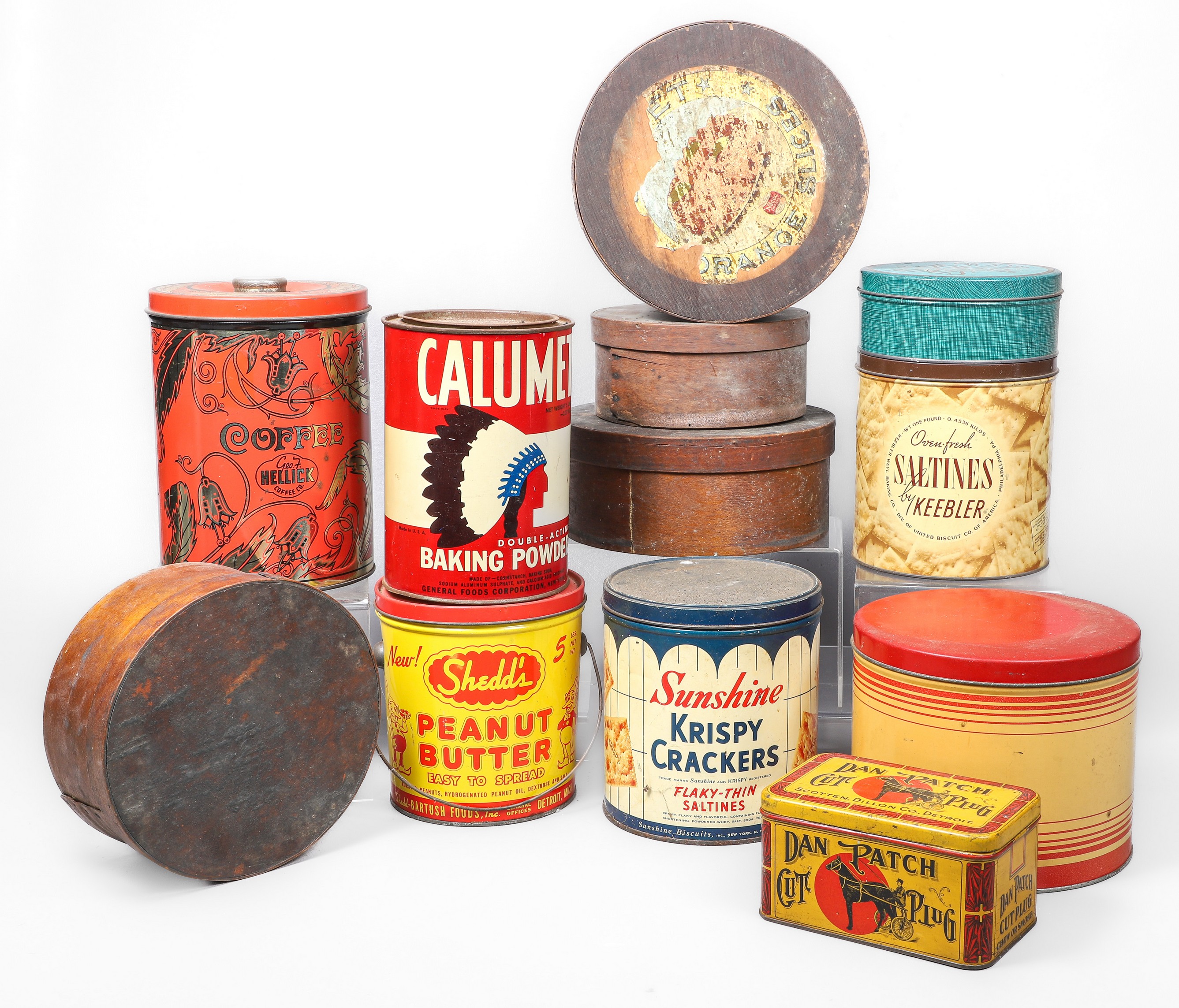 (12) Tins and pantry boxes to