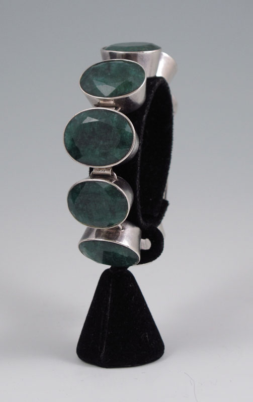 124 CT EMERALD BRACELET: Sterling