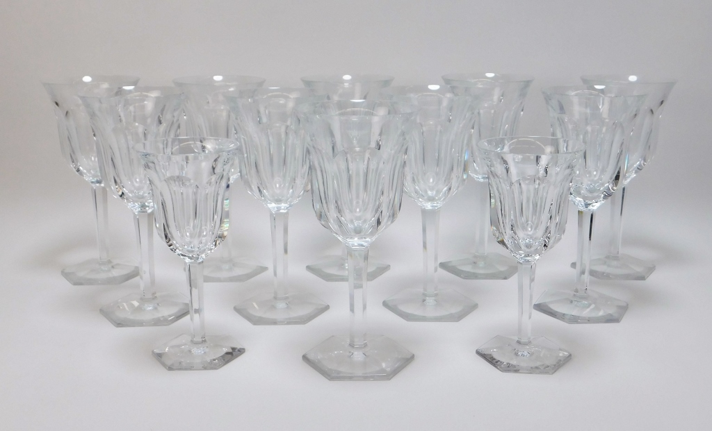 12PC BACCARAT FRANCE MALMAISON WINE