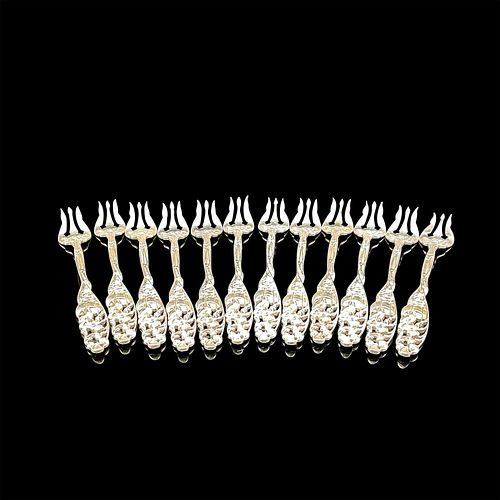 12PC STERLING SILVER OYSTER