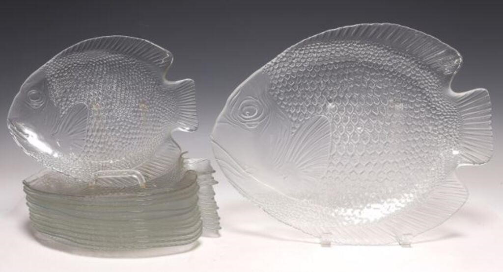(13) FRENCH ARCOROC MOLDED GLASS