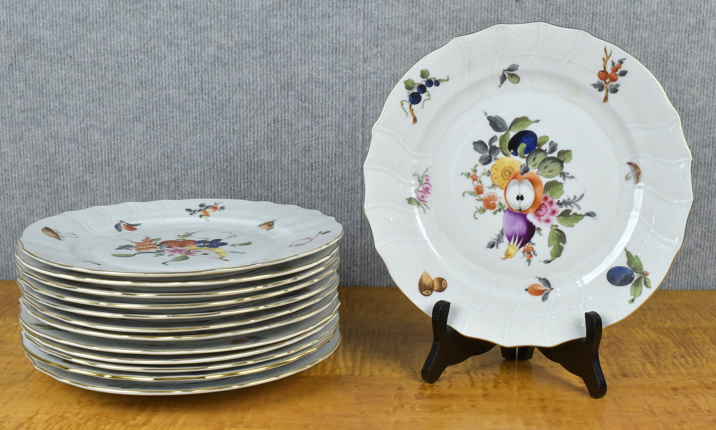 13 HEREND MARKET GARDEN PORCELAIN