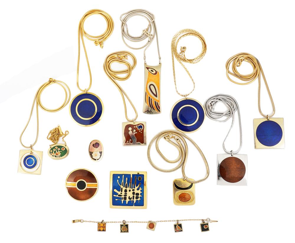13 PC. ASSORTMENT BY DE PASSILLE