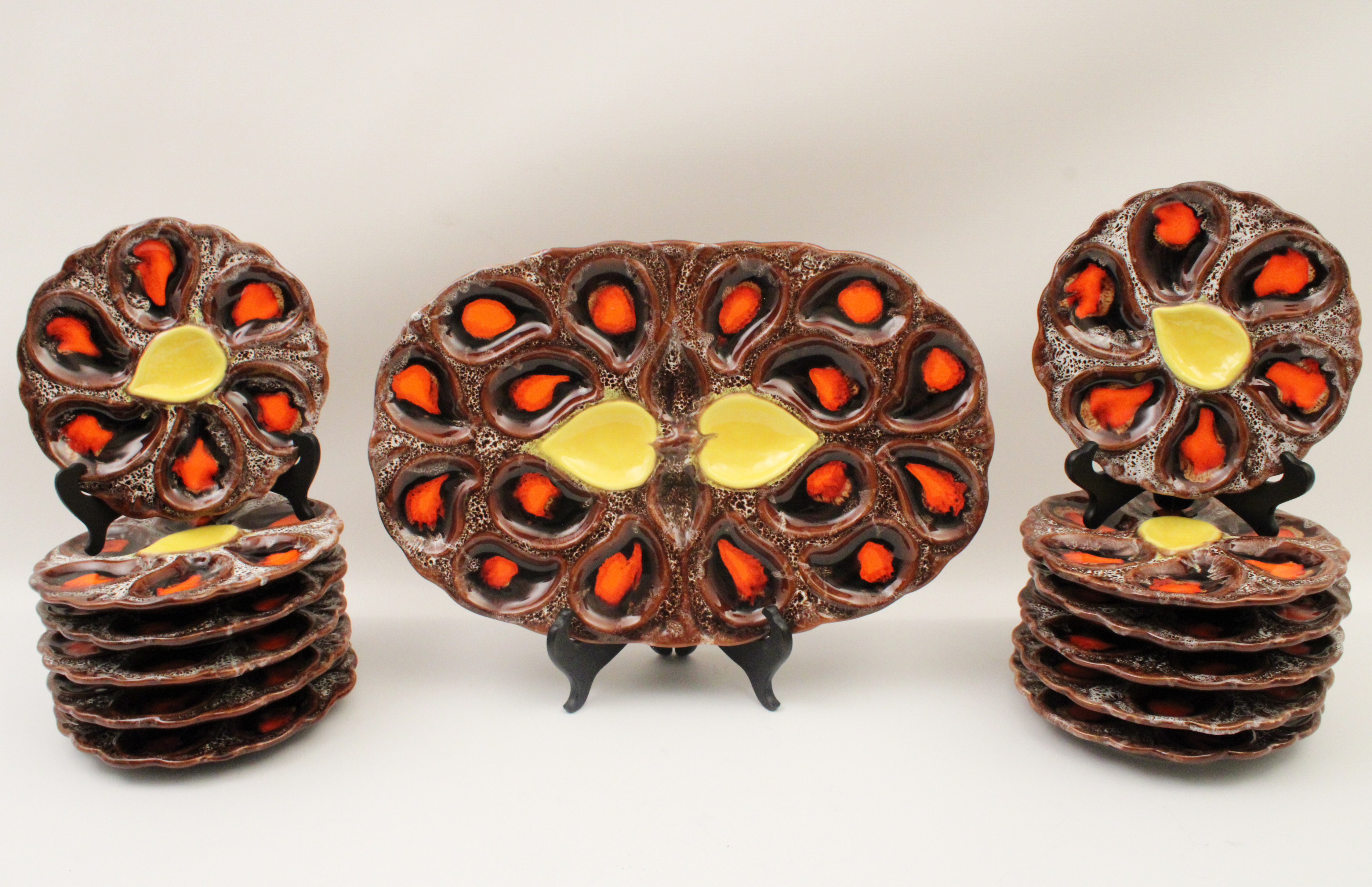 13 PC. FRENCH FAIENCE OYSTER SET;