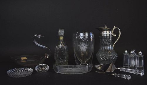 13 PIECE GLASS GROUPINGArt glass