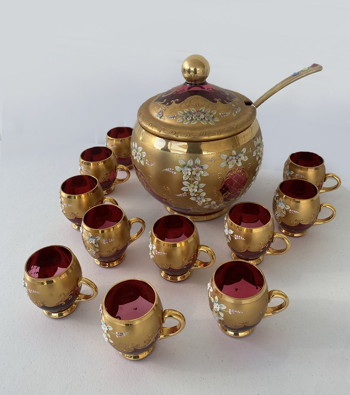 13 PIECE GOLD DECORATED ITALIAN