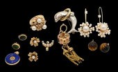 13 PIECE GOLD LOT13 Piece Gold