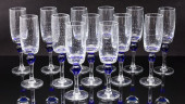 13 VIETRI CHAMPAGNE FLUTES<br>