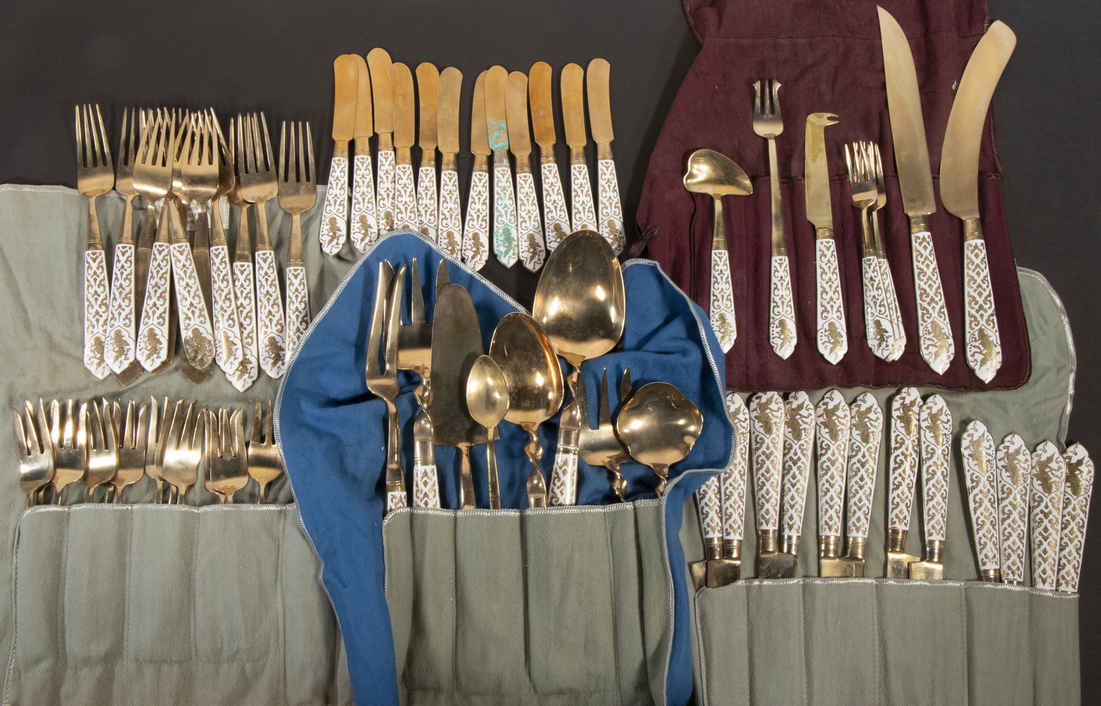 (138 PCS) ASIAN BRASS FLATWARE