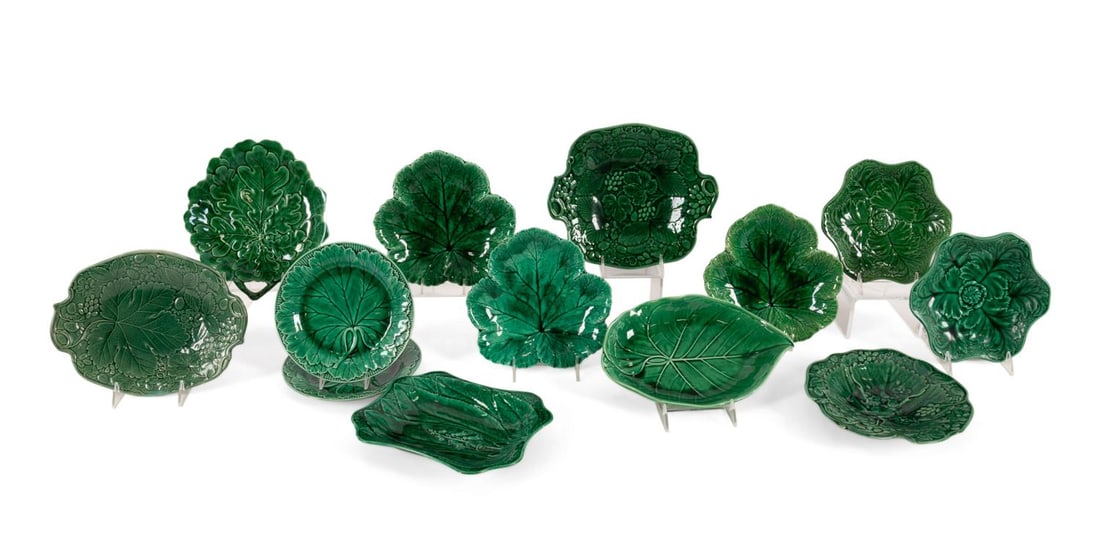 13PCS GREEN GLAZED MAJOLICA,