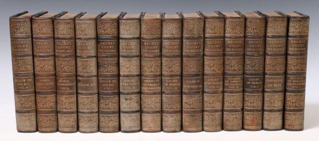 14) BOOKS 'SECRET MEMORIES OF