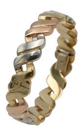14 KARAT TRI COLOR GOLD BANGLE