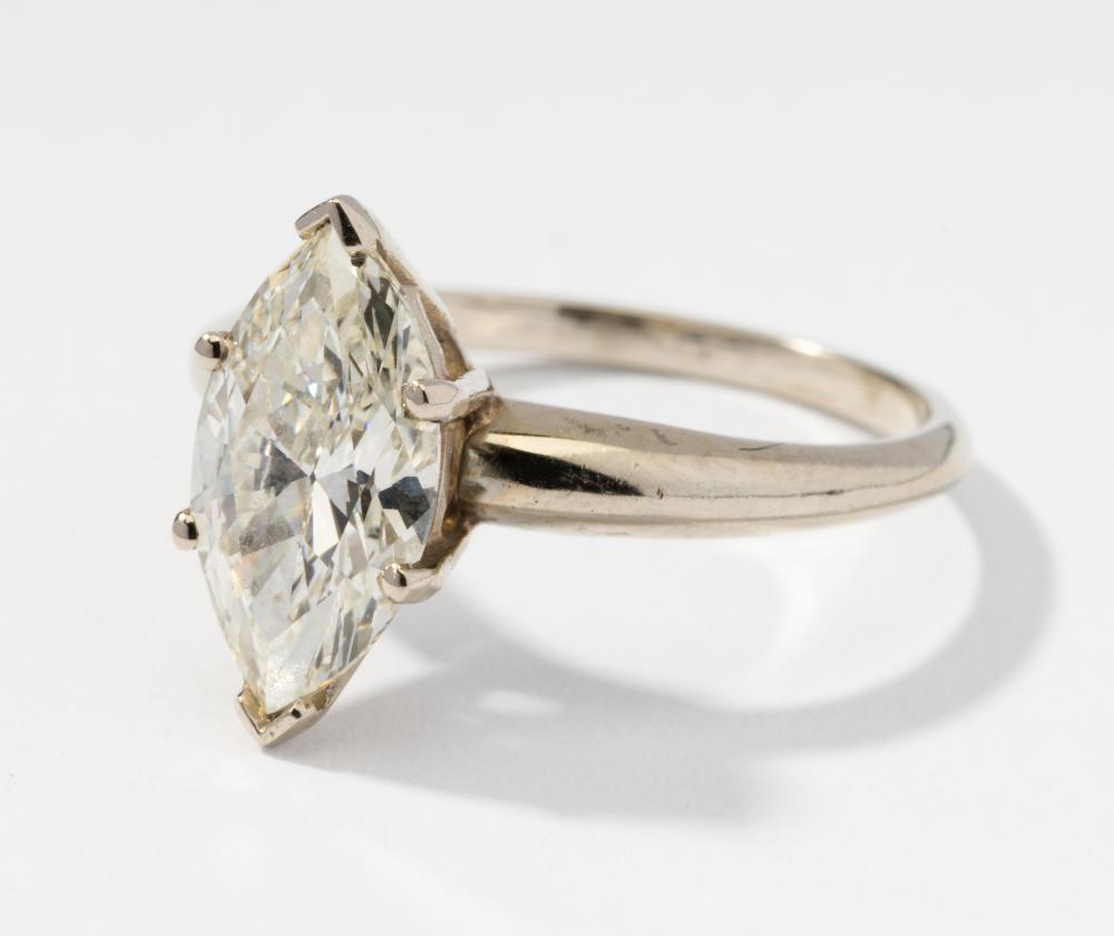 14 KARAT WHITE GOLD AND DIAMOND