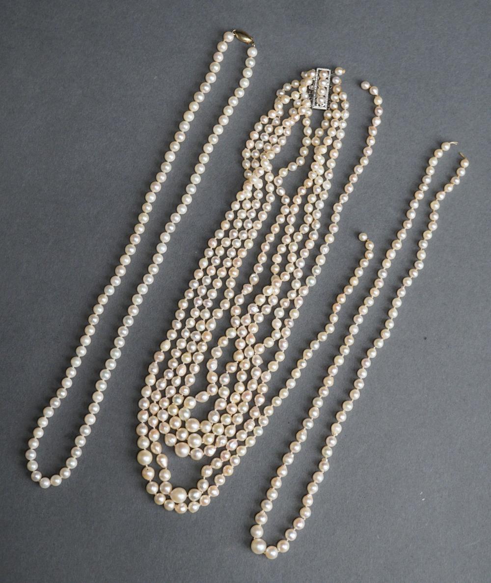 14-KARAT WHITE-GOLD AND
