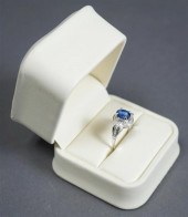 14-KARAT WHITE-GOLD, BLUE SAPP
