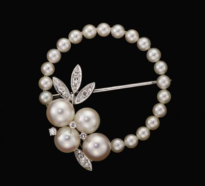 14 karat white gold, diamond and