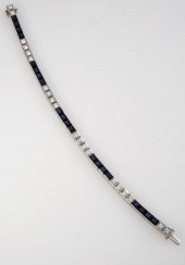 14-KARAT WHITE-GOLD, DIAMOND A