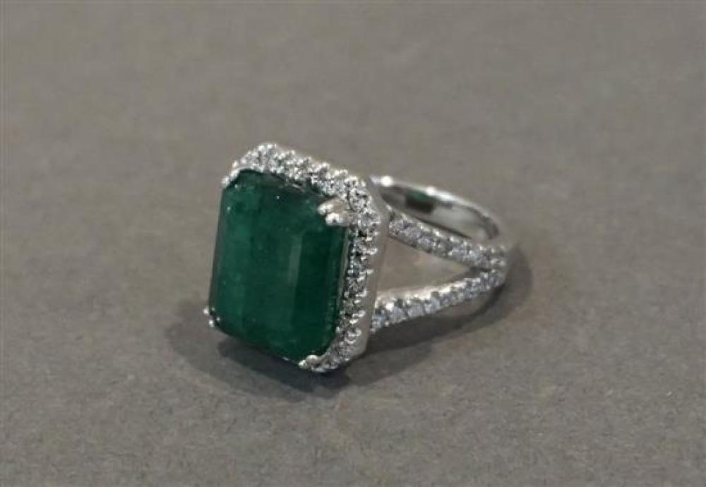 14-KARAT WHITE-GOLD, EMERALD AND