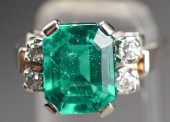 14-KARAT WHITE-GOLD, EMERALD A