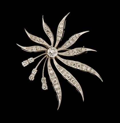 14 karat white gold "flower" brooch