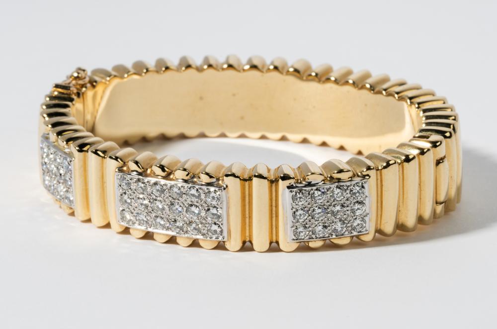 14 KARAT YELLOW AND WHITE GOLD