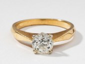 14 KARAT YELLOW GOLD AND DIAMO