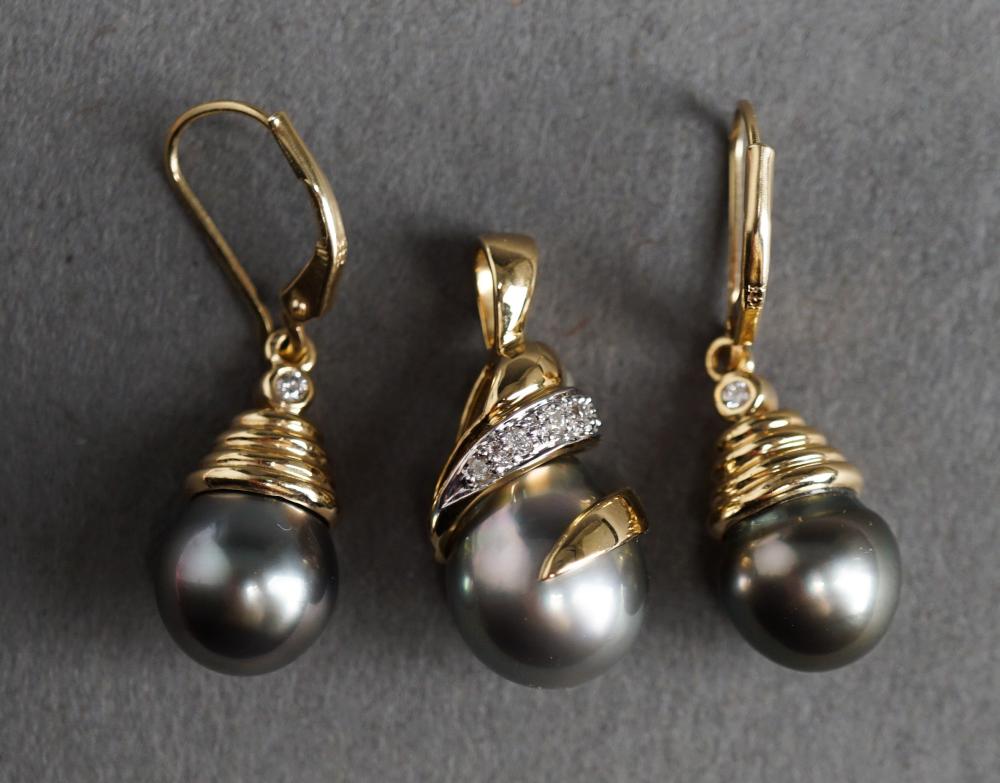 14-KARAT YELLOW-GOLD, BAROQUE