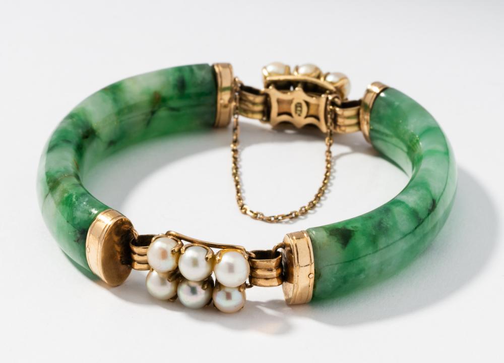 14 KARAT YELLOW GOLD DYED JADEITE