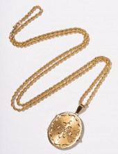 14 KARAT YELLOW GOLD LOCKET PE