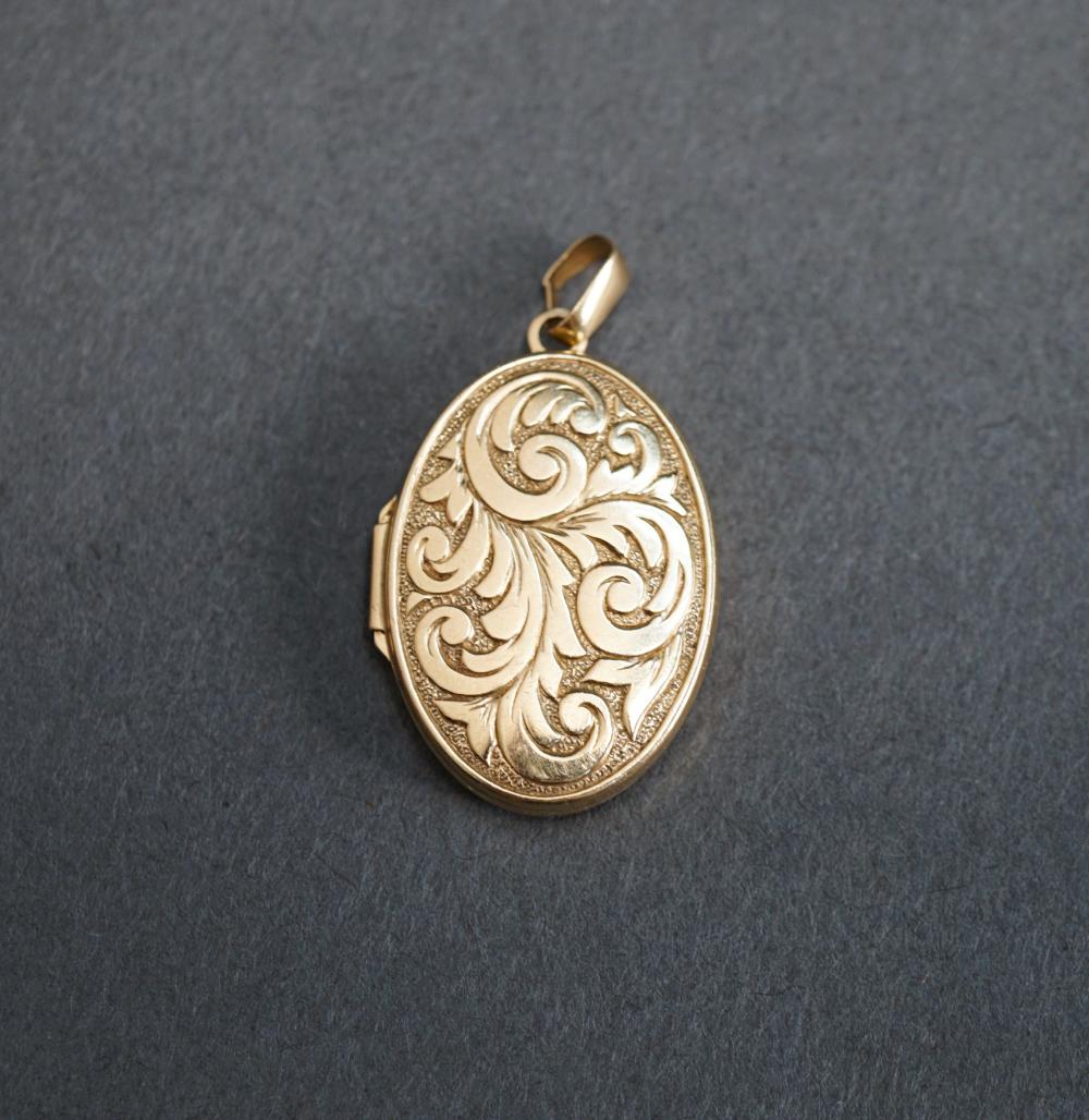 14-KARAT YELLOW-GOLD LOCKET, 2.2