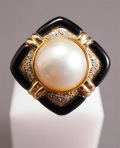 14-KARAT YELLOW-GOLD, MABE PEA