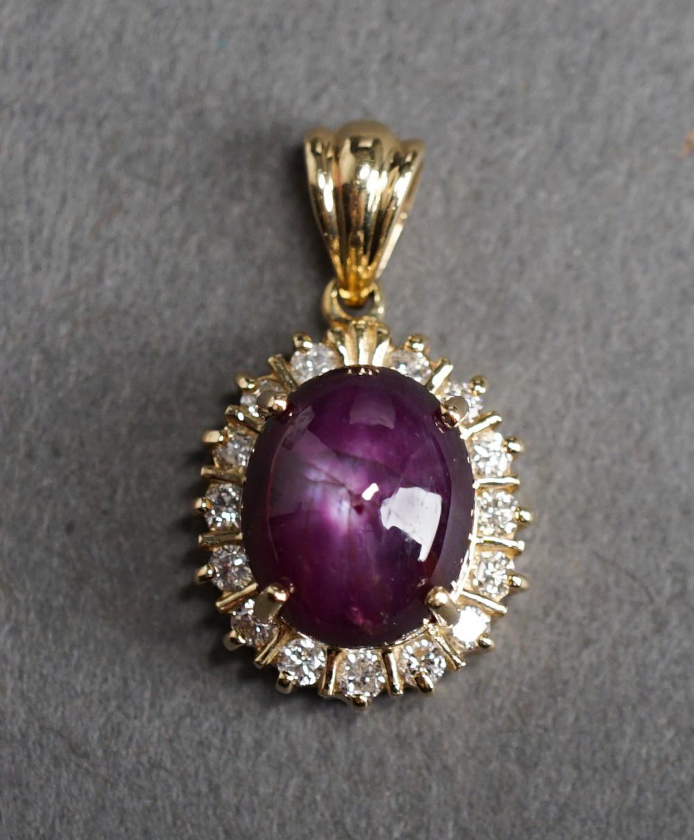 14-KARAT YELLOW-GOLD, PLUM STAR